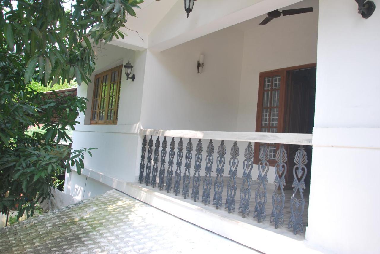 Casa Feliz Bed and Breakfast Fort Kochi Eksteriør billede