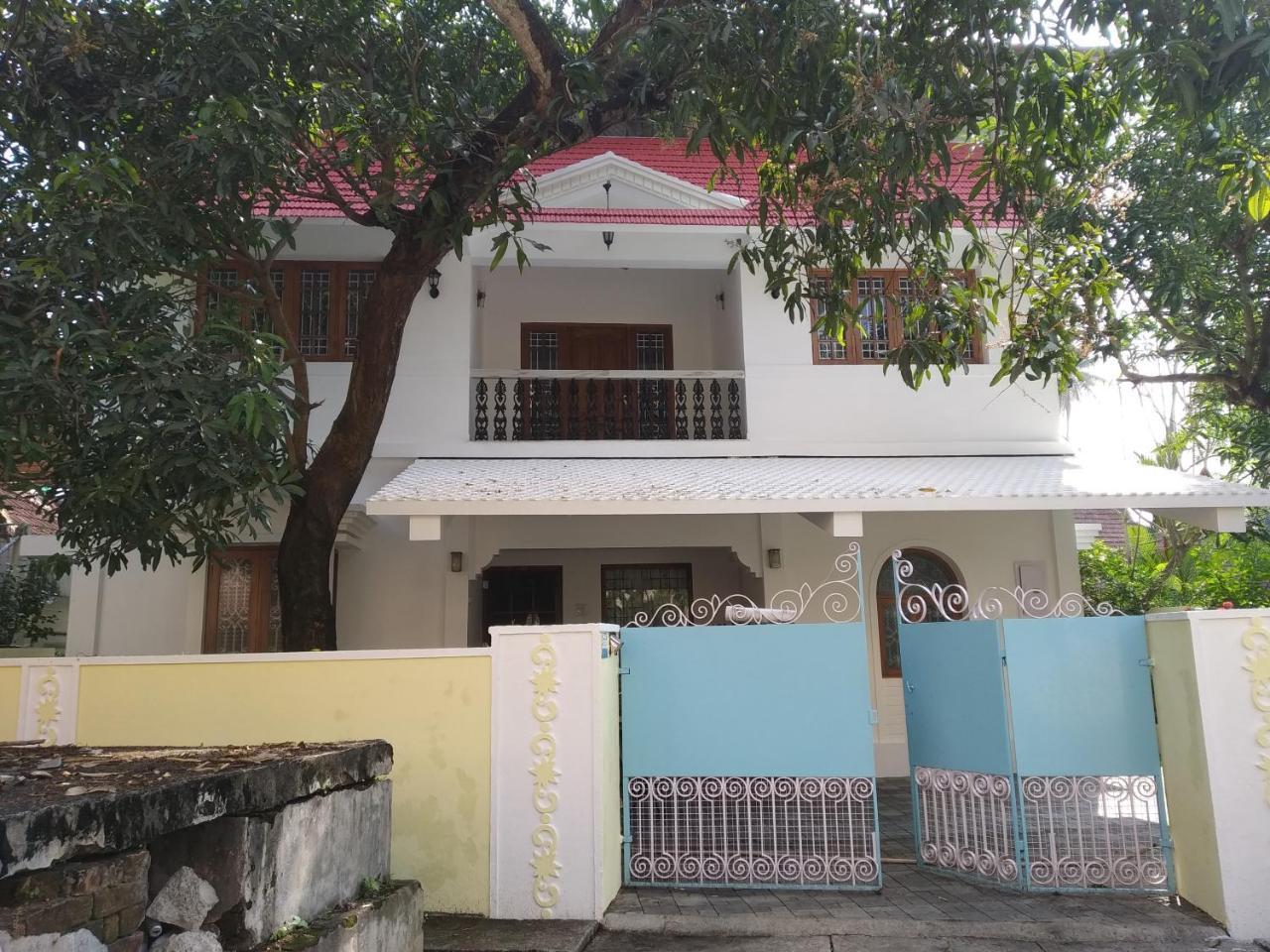 Casa Feliz Bed and Breakfast Fort Kochi Eksteriør billede